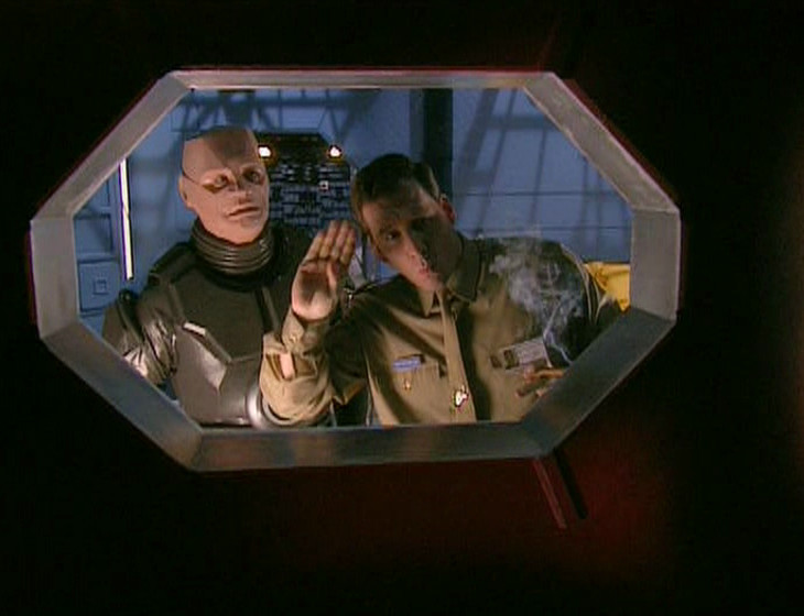 Rimmer being a dick to Captain Hollister through the porthole